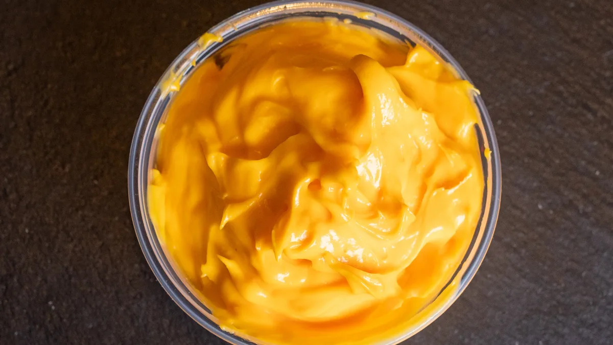 Cheddar mártás