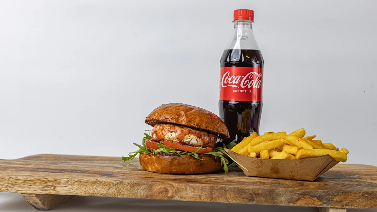 Coca Cola Vegetáriánus burger menü
