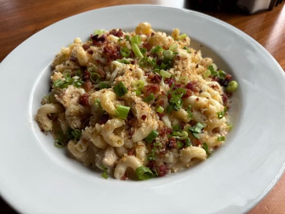 White Cheddar Mac and Cheese