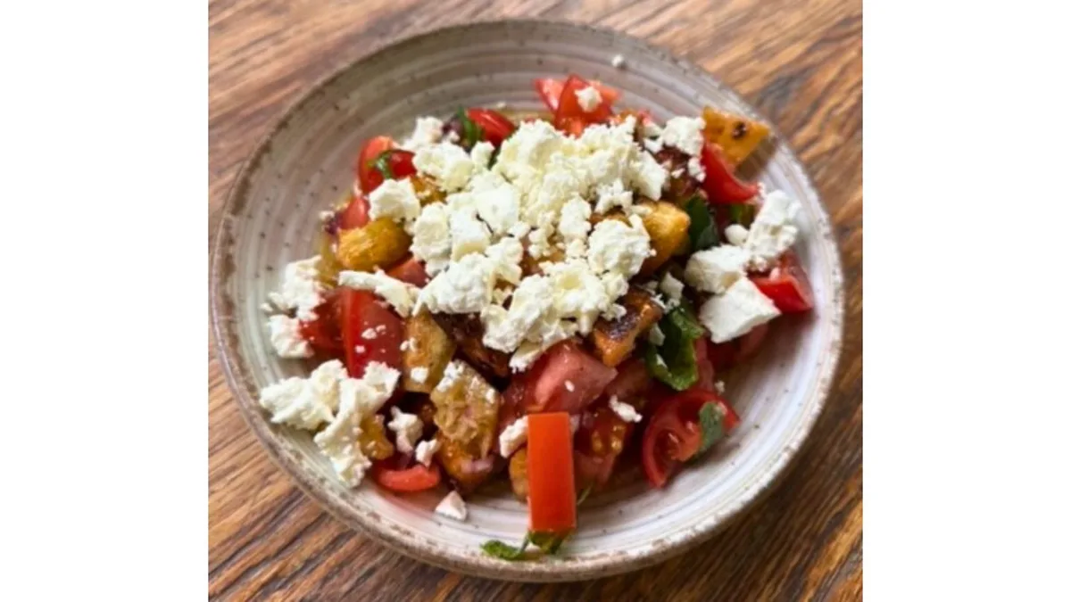 Kiparska Salata