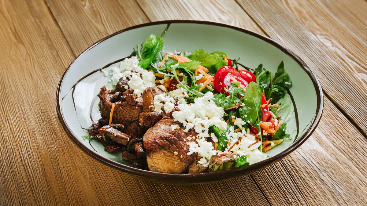 Biftek Salata