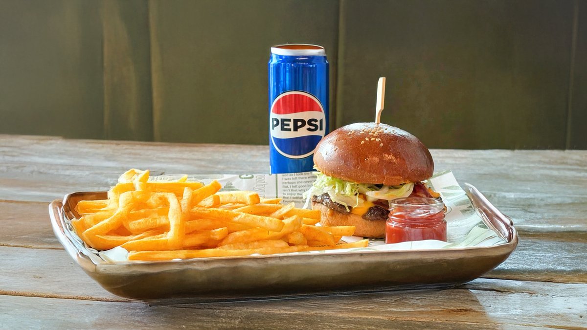 Combo Smokvica Cheeseburger + Pepsi