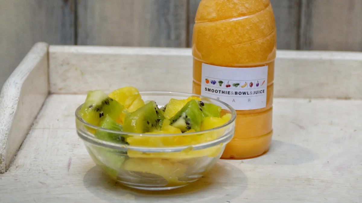 Ananász-kiwi smoothie