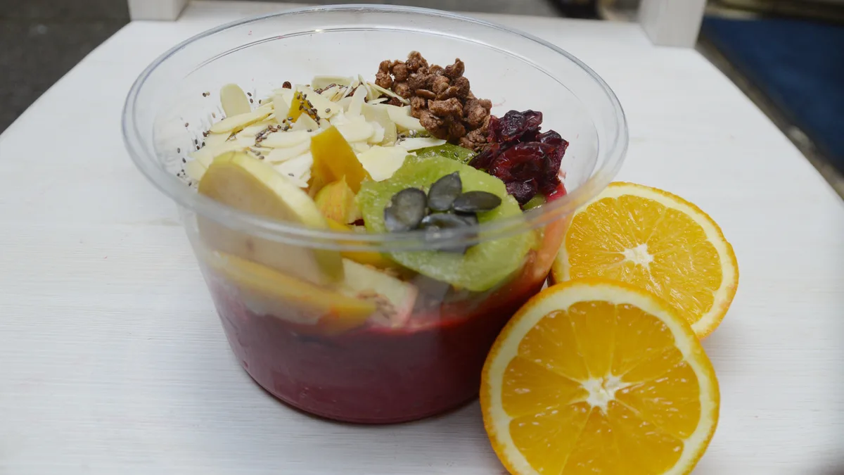 Menü - Smoothie bowl és 3dl zabtejes Matcha latte