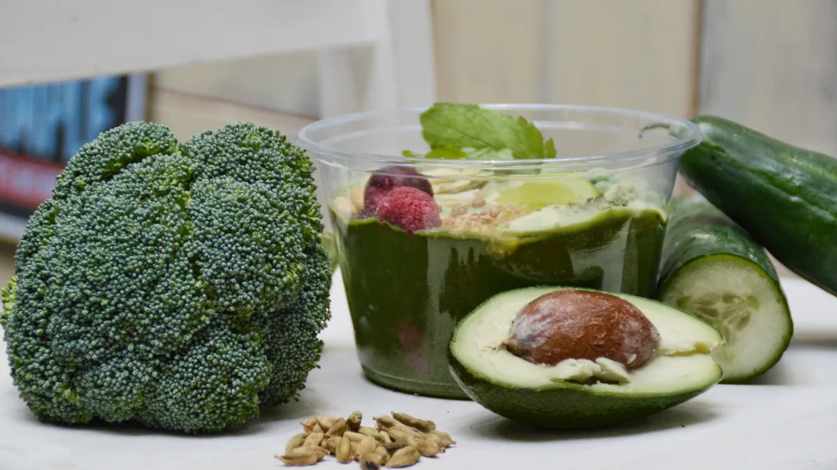 VEGGIE BOWL brokkoli-spenót-avokádó-banán alap
