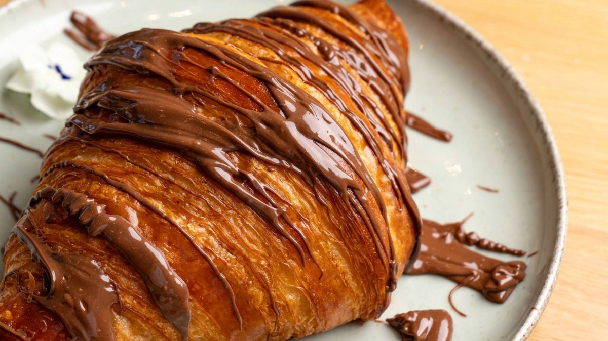 Nutella Croissant