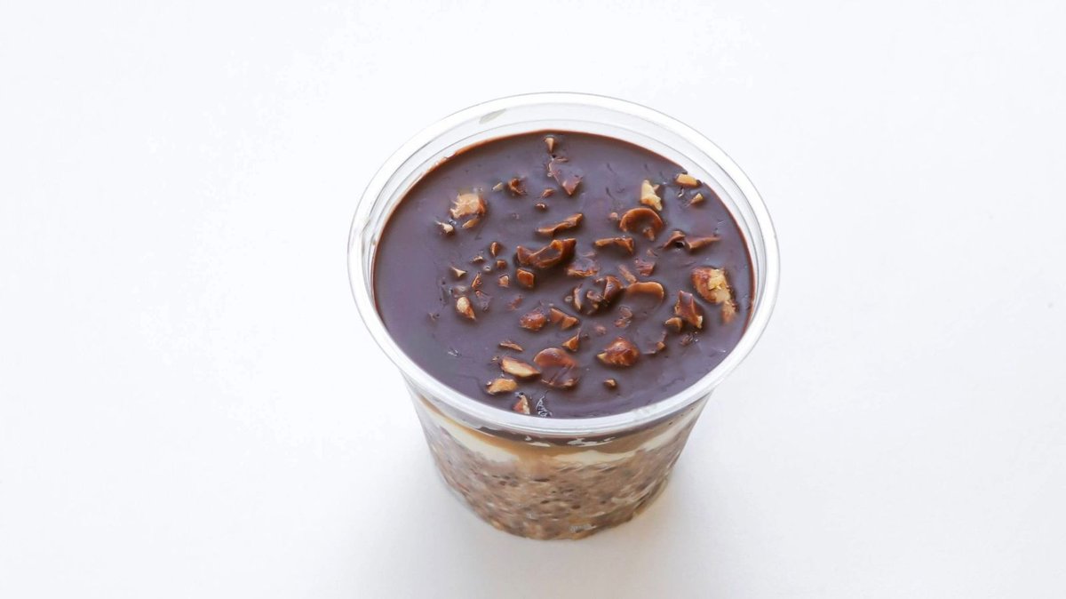 Snickers Overnight Oats Pot 🆕