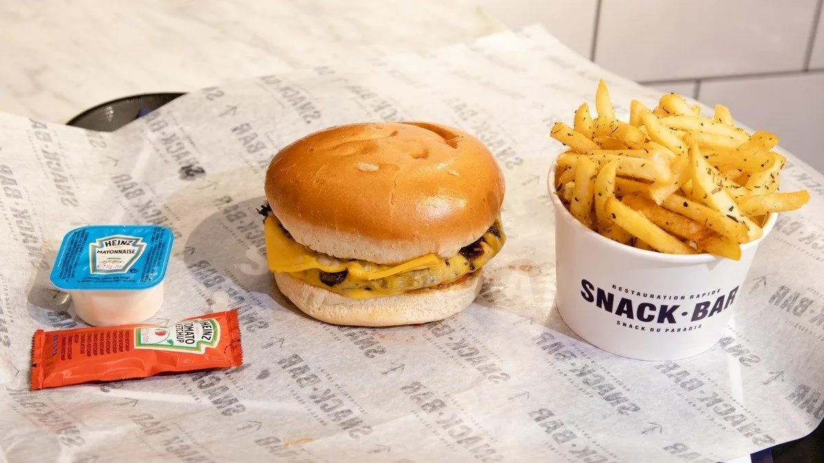 Le Cheese Burger