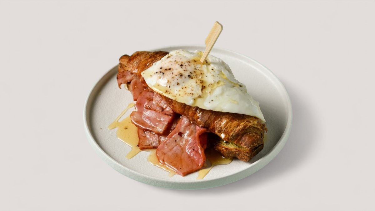Bacon and Egg Croissant