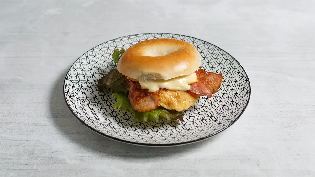 Bagel With Bacon and Egg