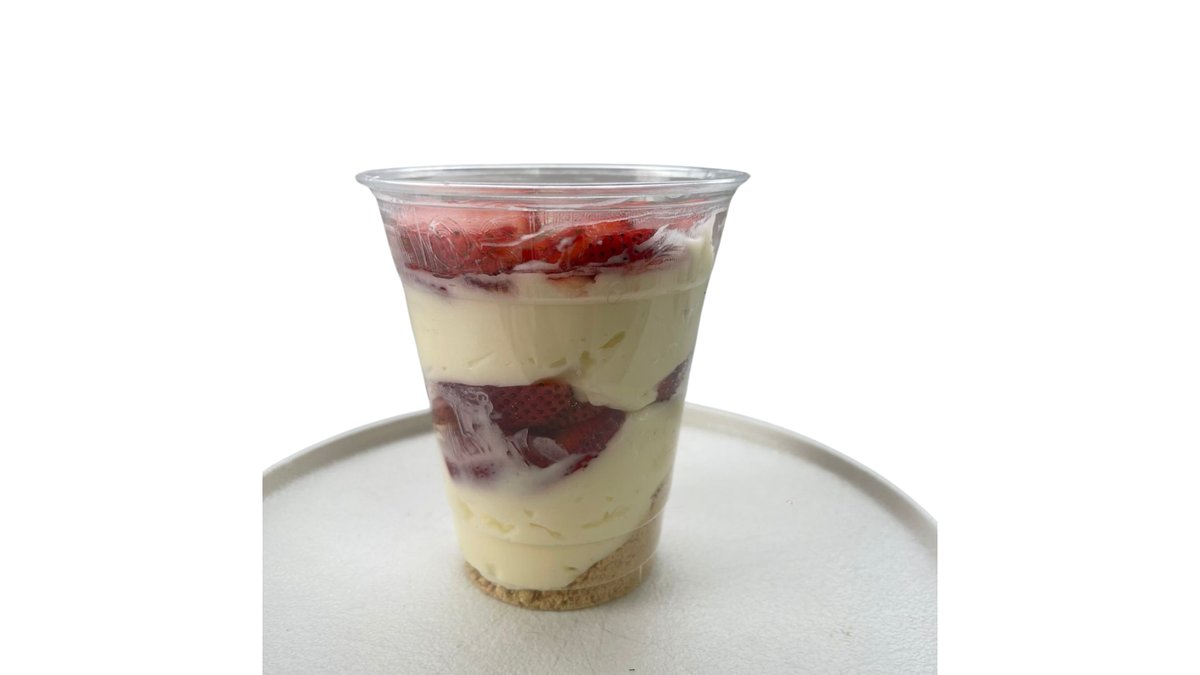 Creamy Strawberry Cup