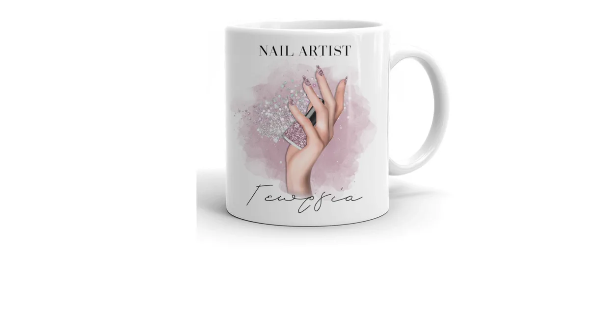 Nail Artist no name