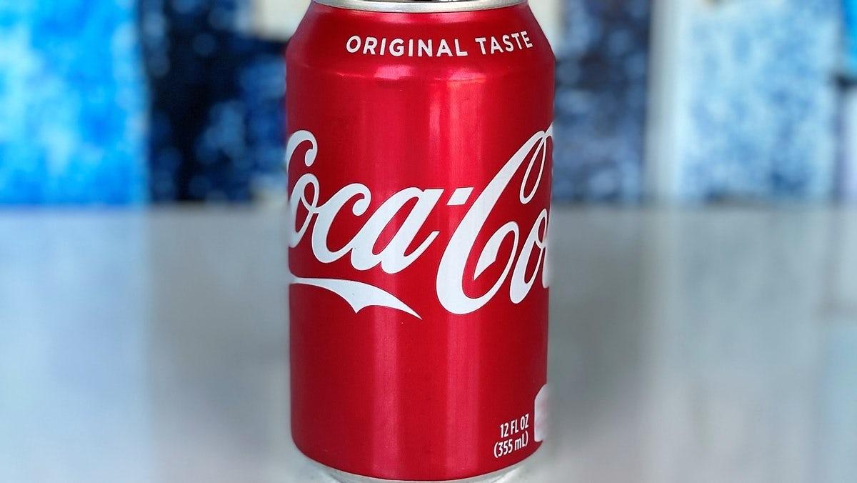 Coke (can)