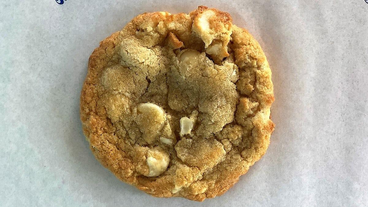 White Chocolate Chip Macadamia Cookie