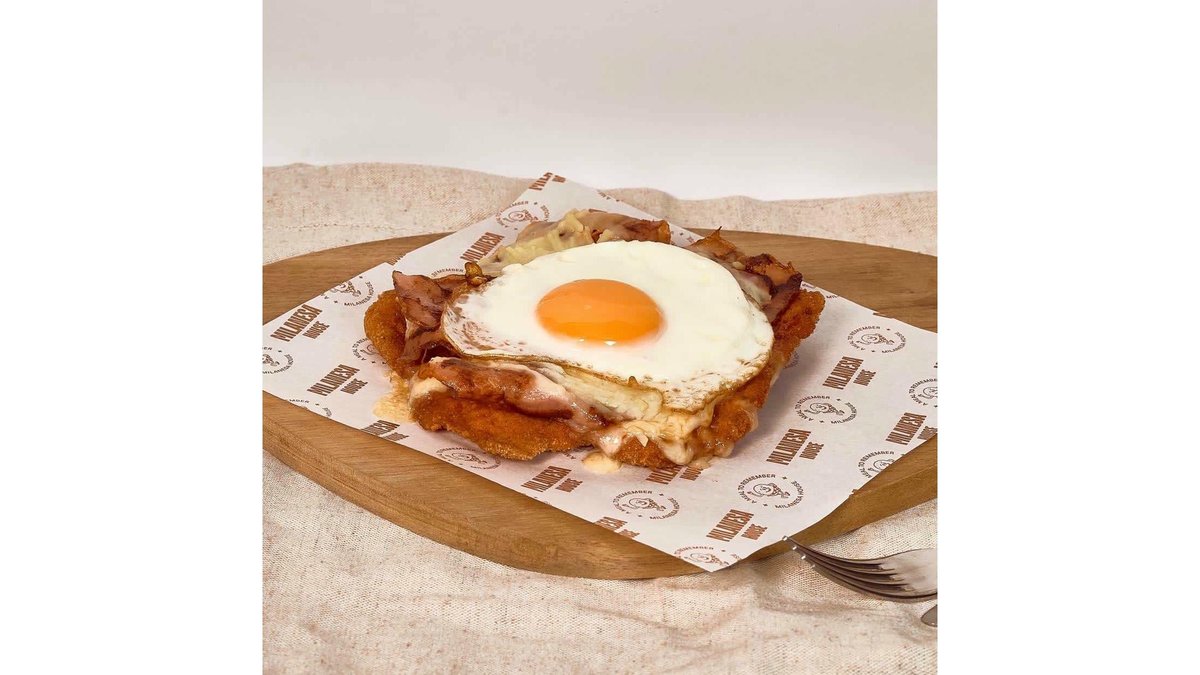 Șnițel de pui fried egg