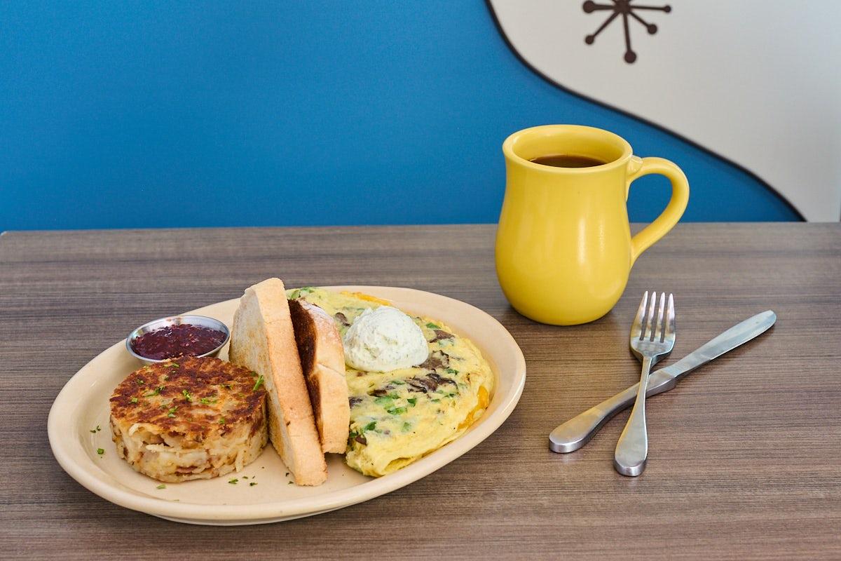 Jalapeno Cheddar Omelet*