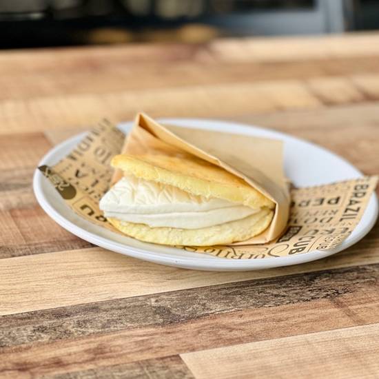 Arepa Queso de Mano