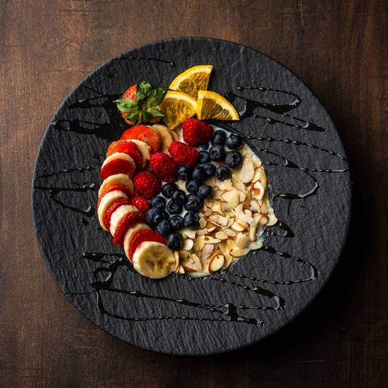Banana Berry Oatmeal