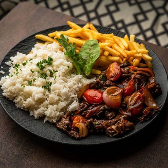 Lomo Saltado