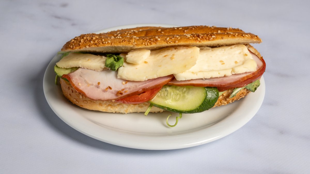 Lountza Halloumi White Baquette
