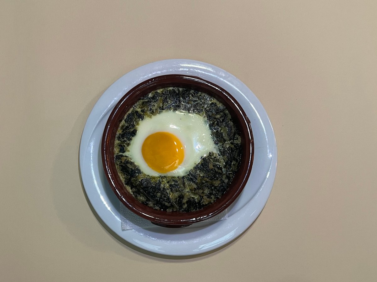 Burani ( spinaq me vezë)