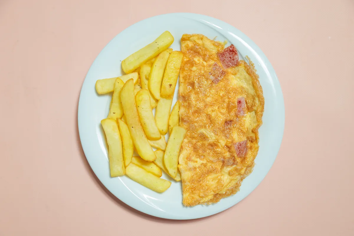 Omeletë Proshutë, Djathë and Patate