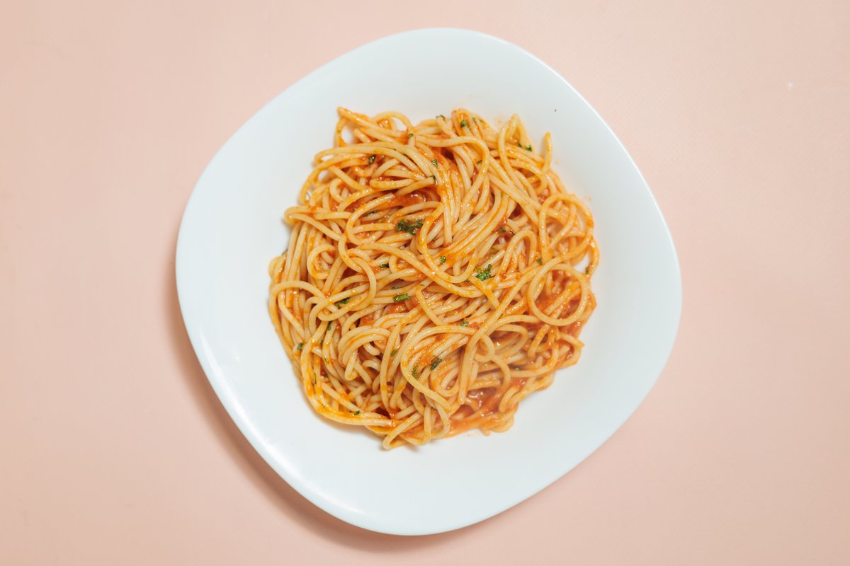 Spagheti Me Salcë