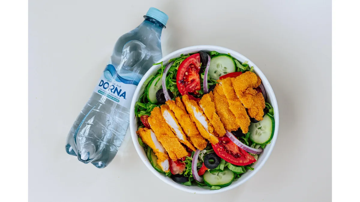 Meniu Salată Zeus Șnițel