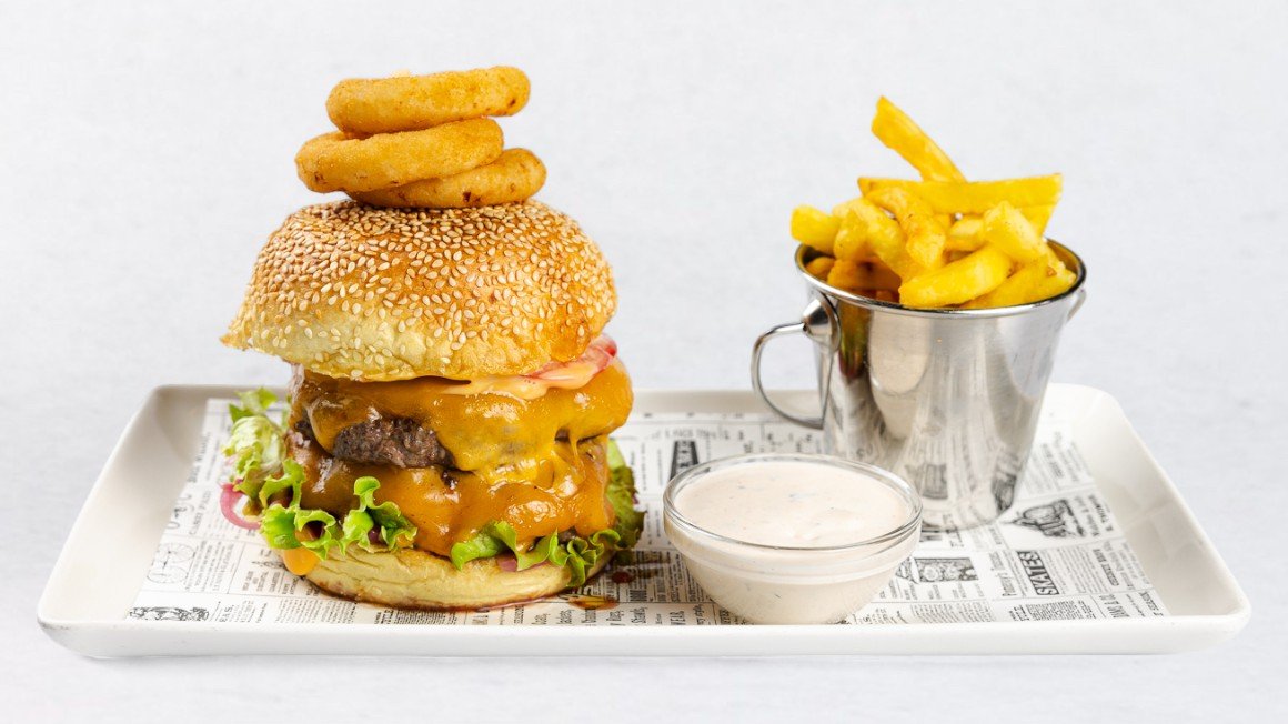 Dvojni cheesburger