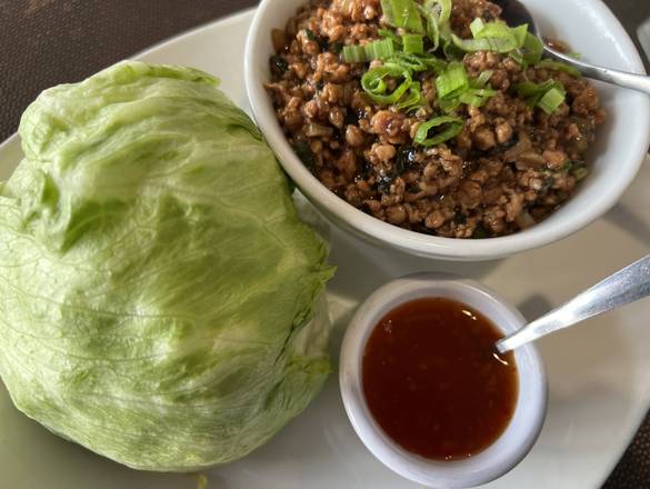 Lettuce Wrap with Chicken