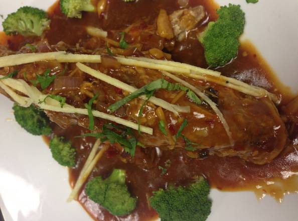 Whole Fried Red Snapper Hot garlic