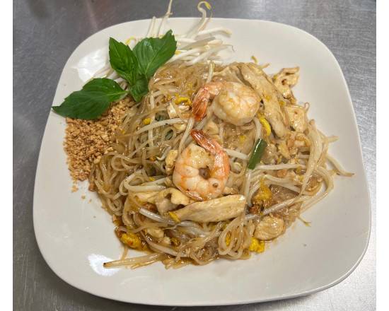 Fiery Pad Thai Noodles