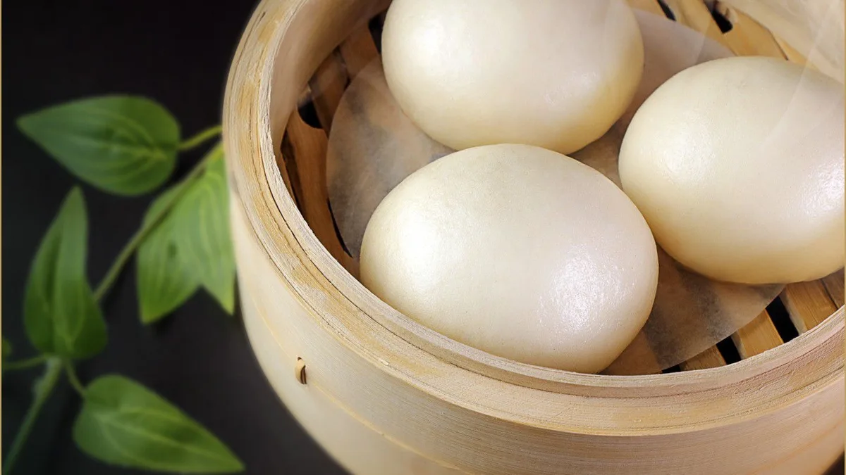 C26. Nai Hong Bao (vaníliával töltött)