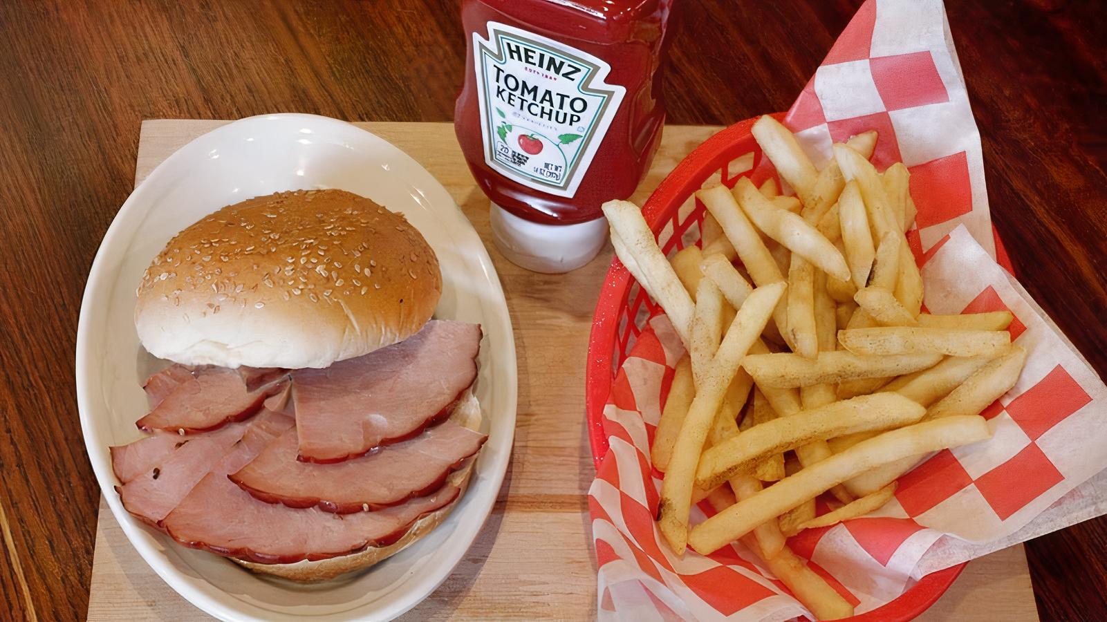 Ham Sandwich Basket
