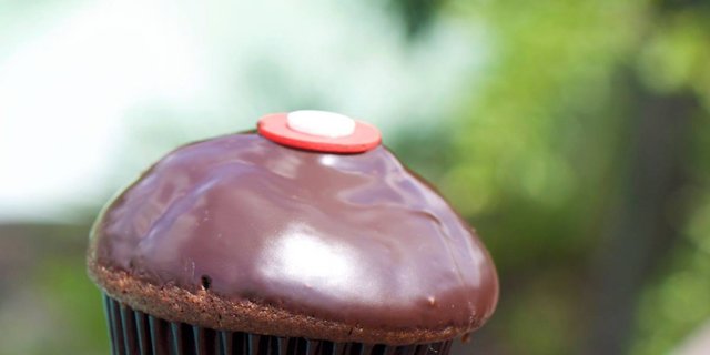 Single Specialty Cupcake