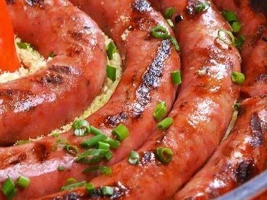 Linguiça Caracol de Provolone e Bacon