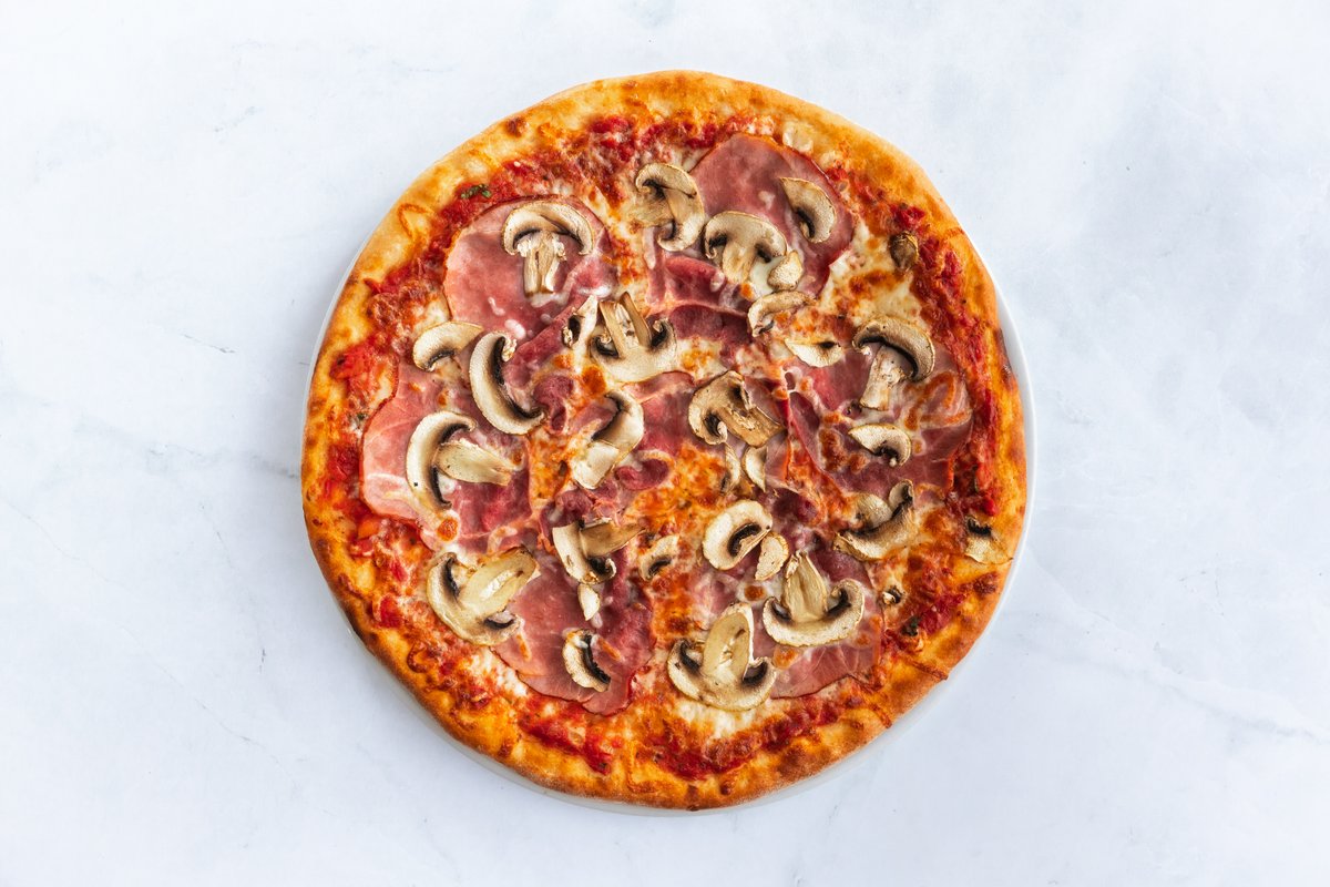 Prosciutto e funghi
