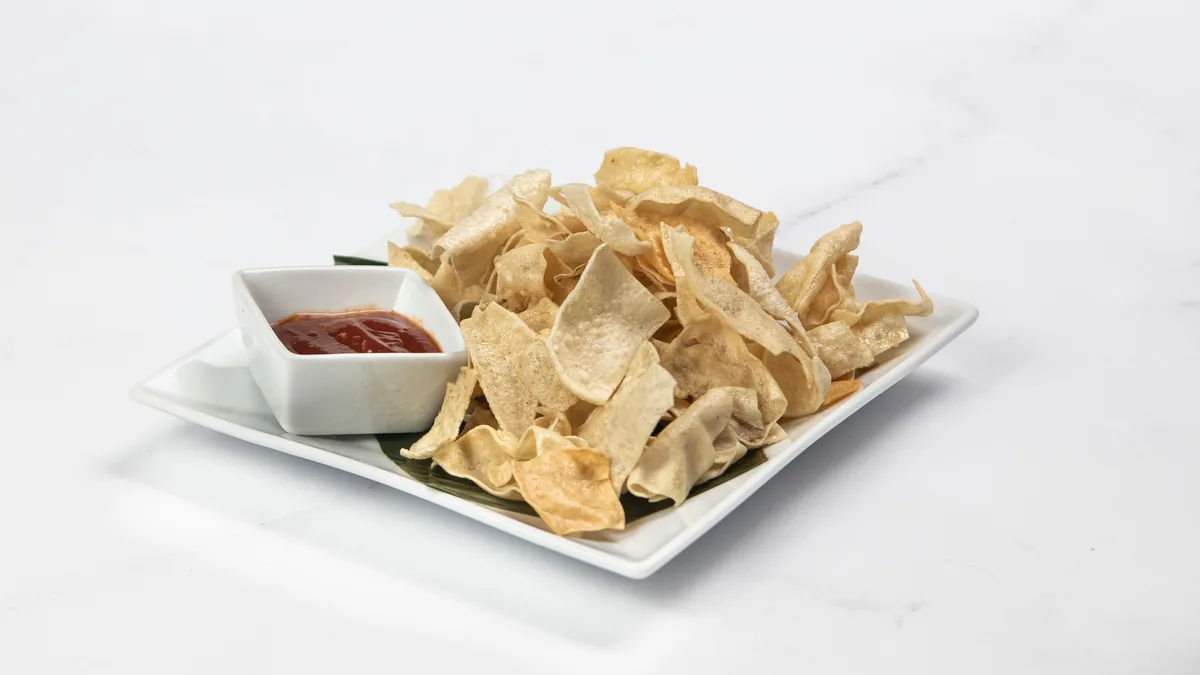 Papadam and chutney