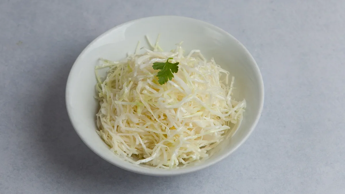 Salata od svežeg kupusa