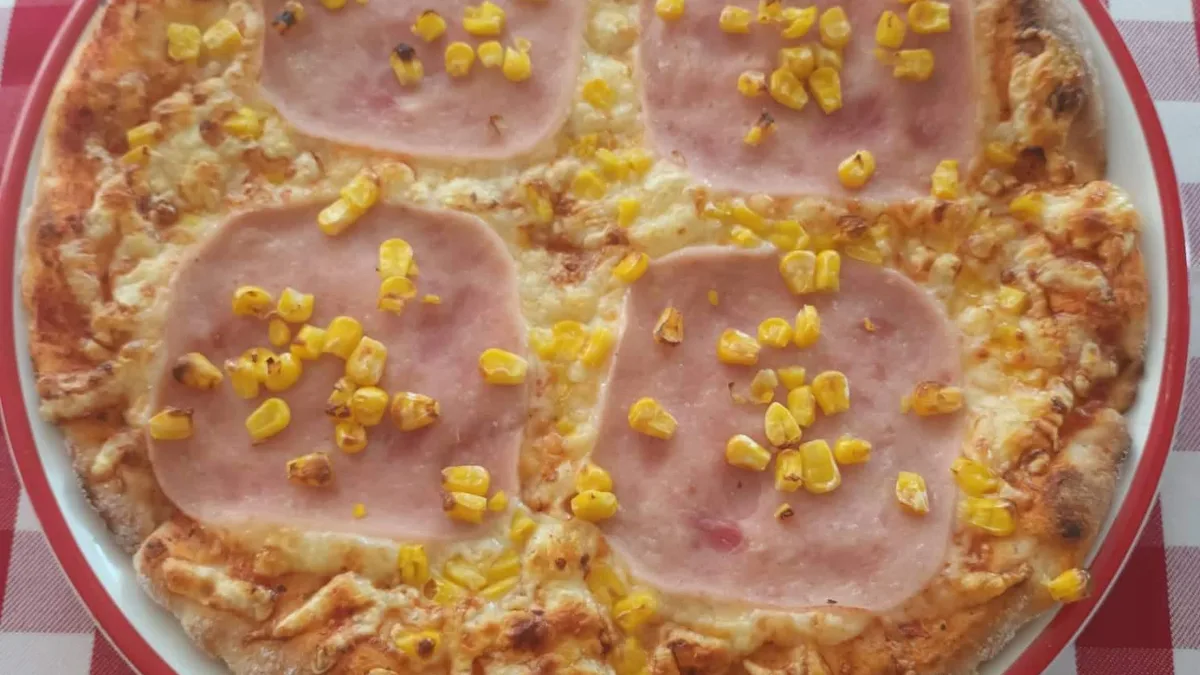 Sonka - kukorica pizza (32 cm)