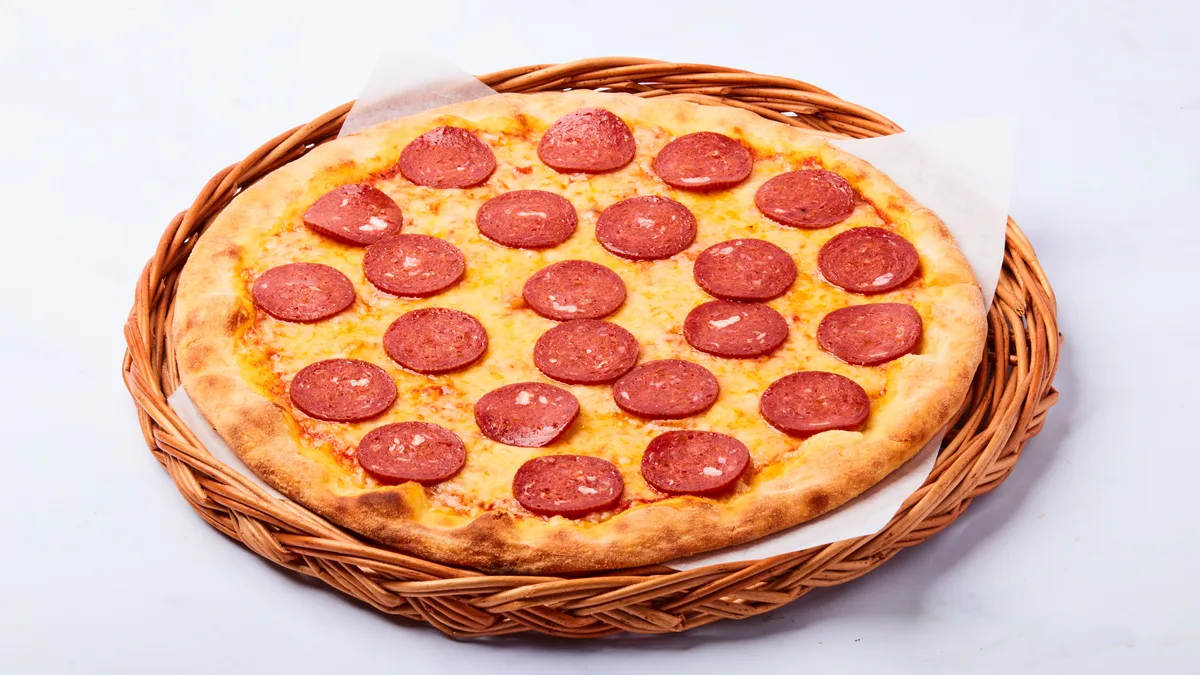 Pepperoni (Medium)