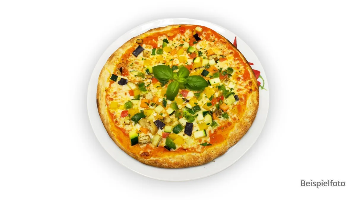 74. Pizza Vegetarisch