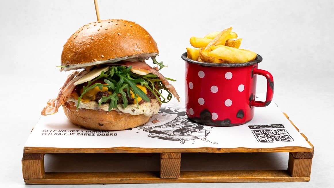 Induplati burger