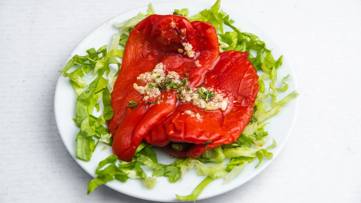 Pečena paprika - porcija