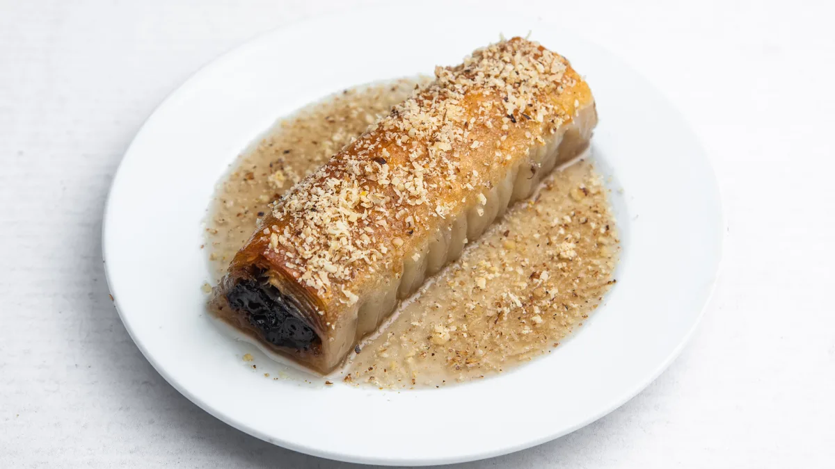 Pita sa suvim šljivama