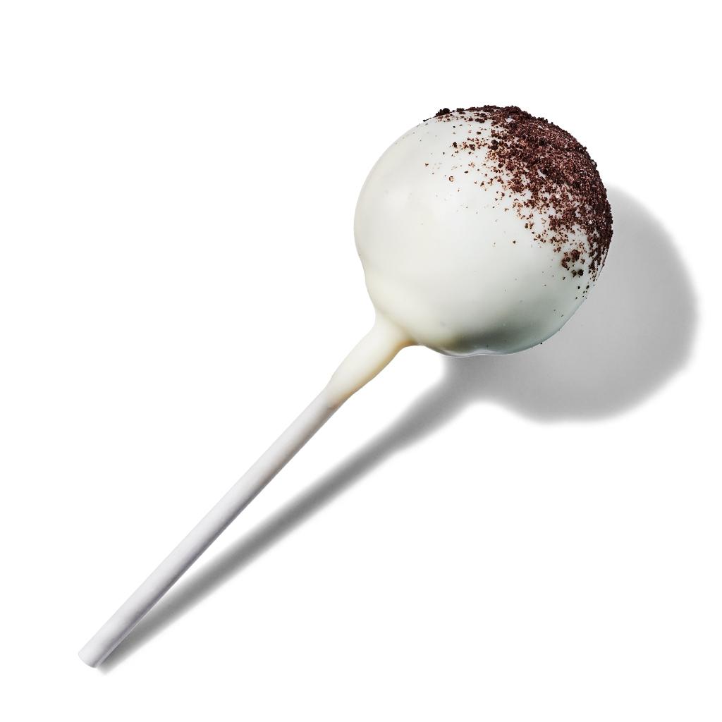 Cookies and Cream Cake pop