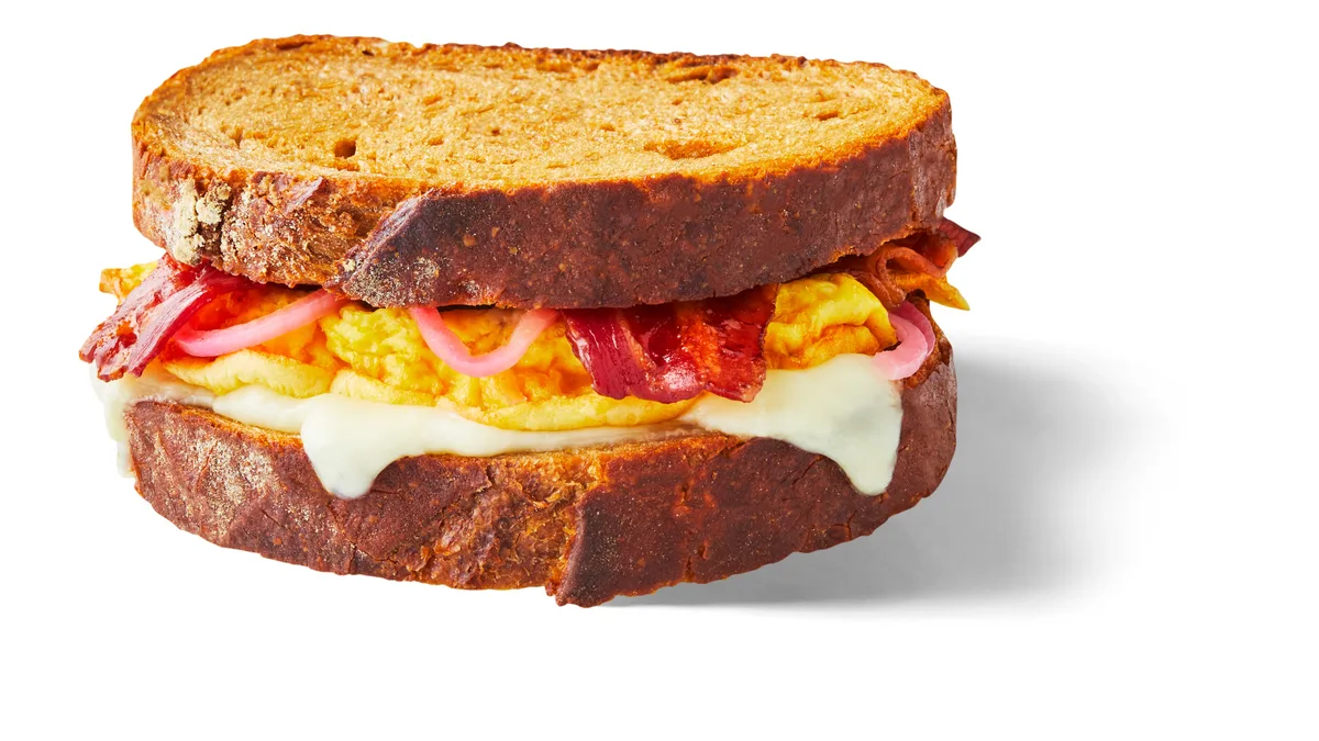 Sandwich Omelet og Bacon