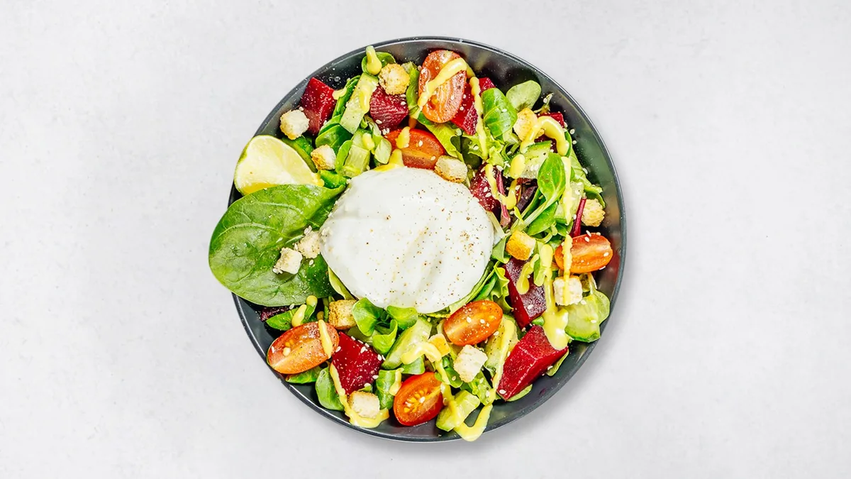 Burrata On Red Salat