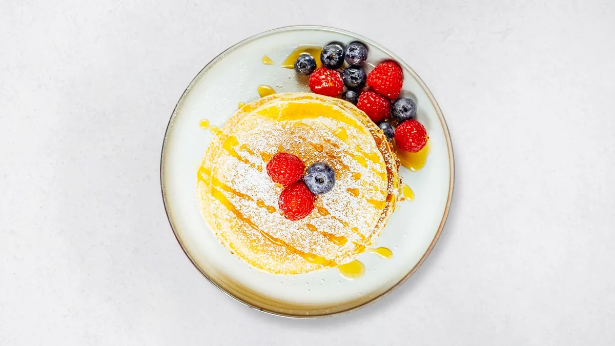 Pancake mit Beeren