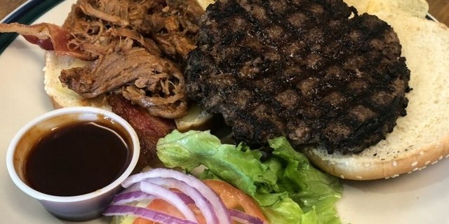 Smokehouse Cheeseburger